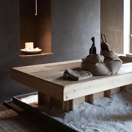 מלון Del Mare 4*