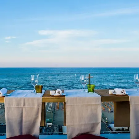 Del Mare فندق تّشيرفييا