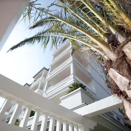 Del Mare فندق تّشيرفييا